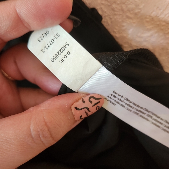 Eloquii × Barkwood Black Faux Suede Cropped Trousers - Picture 11 of 12